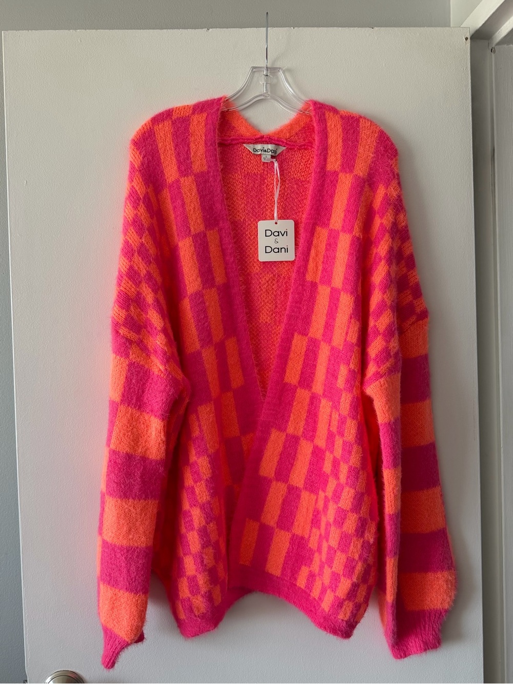 NWT Davi & Dani Pink Orange Checkered Fuzzy Knit Oversized Cardigan Sweater L